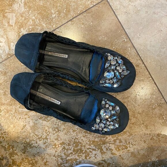 Vera‎ Wang Flat Sz 6.5 - Picture 3 of 6